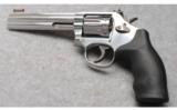 Smith & Wesson Model 617-6 K-22 Masterpiece Stainless .22 LR Revolver - 2 of 6