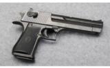 Desert Eagle .44 Magnum - 1 of 2