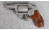Smith and Wesson ~ M640 ~ .357 Magnum - 2 of 6