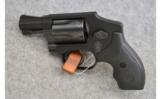 Smith & Wesson ~ Model 442-1 Airweight ~ .38 Spcl. +P - 2 of 2