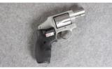 Smith and Wesson ~ 642-1 ~ Airweight ~ .38SPL - 1 of 2