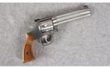 Smith & Wesson ~ 686 ~ .357 Magnum - 1 of 4