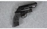 Smith & Wesson ~ Governor ~
3 Calibers - 1 of 4