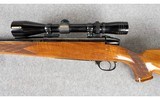 Weatherby ~ Mark V ~ .300 WBY MAG - 10 of 13