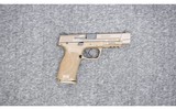 Smith & Wesson ~ M&P 9 2.0 ~ 9mm Luger - 1 of 3