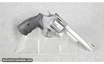 Smith & Wesson ~ 629-6 ~ .44 Magnum