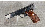 Smith & Wesson ~ 41 ~ .22 LR - Image 2 of 6