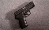 Sig Sauer, Model P229, .40 S&W - 1 of 2