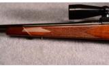 Weatherby, Model MK V Deluxe, .300 WBY Magnum - 7 of 9