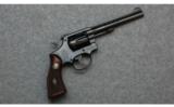 Smith and Wesson, Model Post-War K22 Masterpiece (Pre Model 17), .22 Long Rifle - 1 of 2