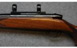 Weatherby, Model Mark V Deluxe, .300 Weatherby Magnum - 4 of 7