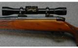 Weatherby, Model Mark V Deluxe, .300 Weatherby Magnum - 4 of 7