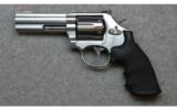 Smith and Wesson, Model 686-6 Distinguished Combat Magnum Stainless Steel Revolver, .357 Smith and Wesson Magnum - 2 of 2