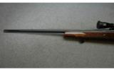 Weatherby, Model Mark V Deluxe Short Bolt Action, .30-06 Springfield - 6 of 7
