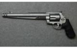 Smith and Wesson, Model 500 Magnum Hunter Performance Center Revolver, .500 Smith and Wesson Magnum - 2 of 2