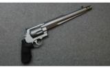 Smith and Wesson, Model 500 Magnum Hunter Performance Center Revolver, .500 Smith and Wesson Magnum - 1 of 2