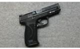 Smith and Wesson, Model M&P9 M2.0 Semi-Auto Pistol, 9X19 MM Parabellum - 1 of 2