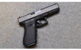 Glock ~ 21 ~ .45 ACP - 1 of 2