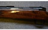 Weatherby ~ Mark V Deluxe ~ .340 Weatherby Magnum - 8 of 9