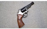 SMITH & WESSON 19-9 - 1 of 2