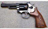 SMITH & WESSON 19-9 - 2 of 2