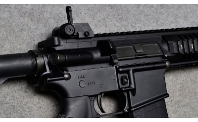 Colt M4 Carbine - Image 9 of 10