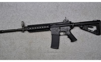 Colt M4 Carbine - Image 5 of 10