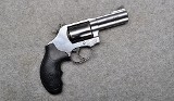Smith & Wesson 60-15 - 1 of 2