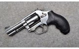 Smith & Wesson 60-15 - 2 of 2