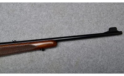 Winchester 70 - Image 4 of 11