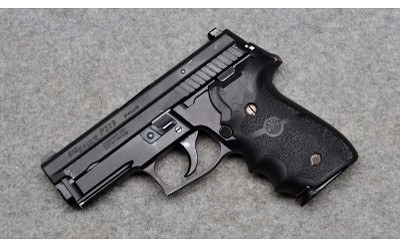 SIG Sauer P229 - Image 2 of 2