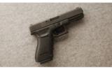 Glock 21
.45 ACP - 1 of 2