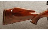 Weatherby Mark V Deluxe Left Hand .300 Mag. (Wby. Mag.) - 7 of 8
