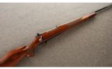 Weatherby Mk V Deluxe .240 Wby. - 1 of 1