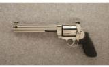 Smith & Wesson 460 XVR
.460 S&W - 2 of 2