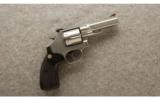 Smith & Wesson 686-6 Pro Series .357 Mag. - 1 of 2
