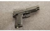 Heckler & Koch USP Expert .40 S&W - 1 of 2