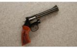 Smith & Wesson 586-8 .357 Mag. - 1 of 2