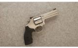 Smith & Wesson 686-6 .357 Mag. - 1 of 2