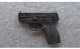 Smith & Wesson M&P 9 Shield9mm - 2 of 3