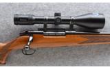 Weatherby ~ Mark V Deluxe ~ .300 Wby. Mag. - 3 of 9
