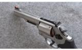 Smith & Wesson ~ Model 69 Combat Magnum ~ .44 Mag. - 3 of 3