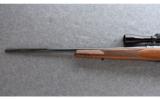 Weatherby ~ Vanguard Deluxe ~ .300 Wby. Mag. - 7 of 9