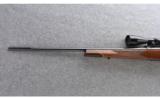 Weatherby ~ Mark V Deluxe ~ .300 Wby. Mag. - 7 of 11