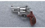 Smith & Wesson ~ 629-6 Deluxe ~ .44 Mag. - 2 of 3