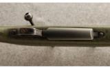 Weatherby ~ Mark V Ultra Lightweight ~ .300 Wby. Mag. - 3 of 8