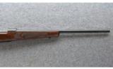Winchester ~ Model 70 Featherweight ~ .22-250 Rem. - 4 of 9