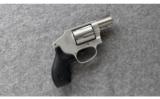 Smith & Wesson ~ 642-2 Airweight ~ .38 Spl. - 1 of 2