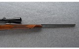 Weatherby ~ Mark V Deluxe ~ .300 Wby. Mag.
SOLD - 4 of 10