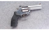 Smith & Wesson ~ 686-6 ~ .357 Magnum - 1 of 2